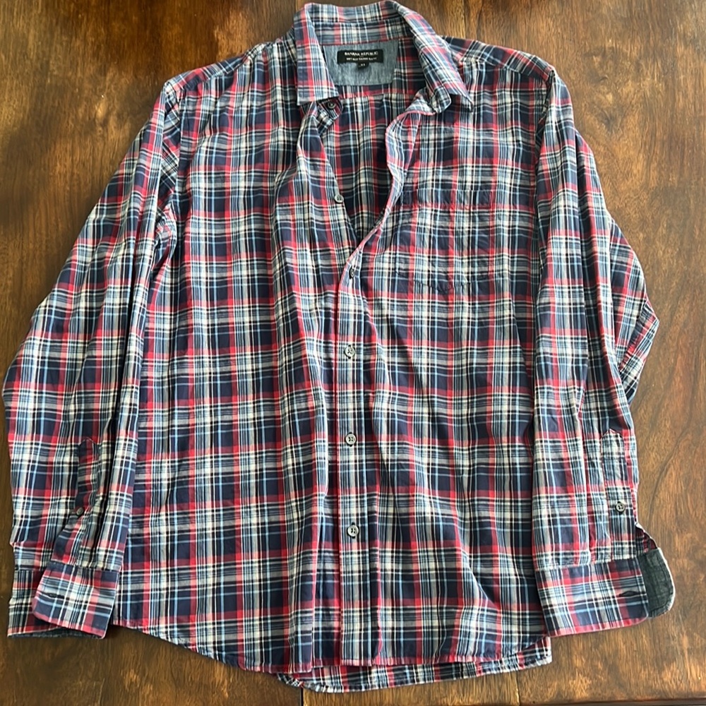 Banana Republic Men’s Shirt - Picture 1 of 5